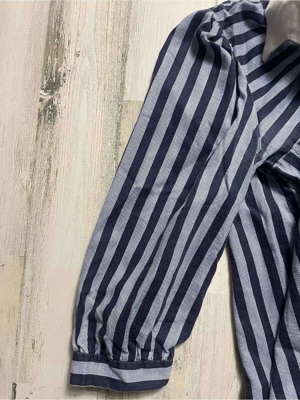 Vintage Button Down - Picture 5 of 6